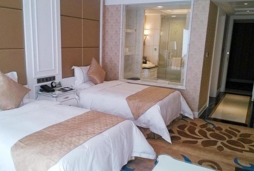 Datong Weidu International Hotel Exterior photo