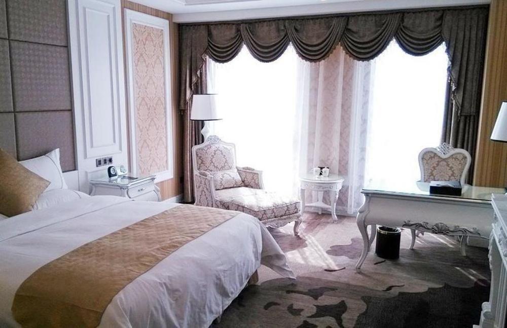 Datong Weidu International Hotel Exterior photo