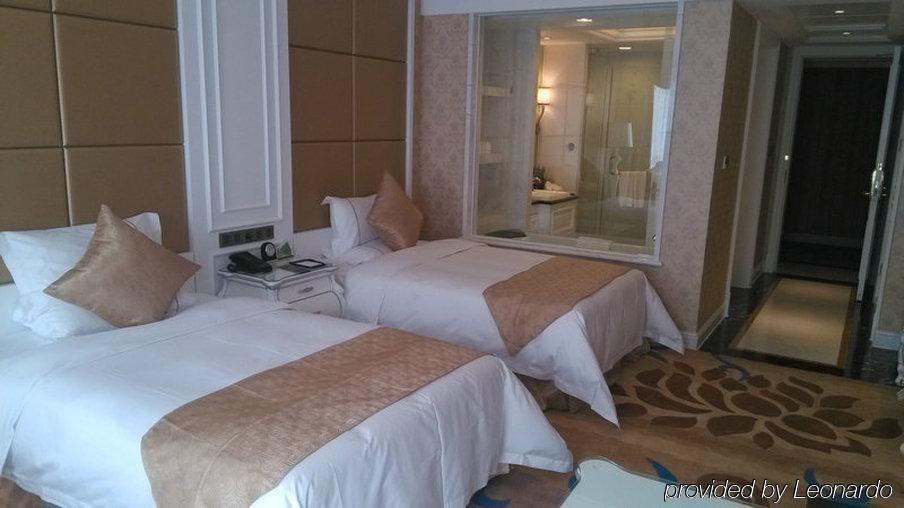 Datong Weidu International Hotel Exterior photo